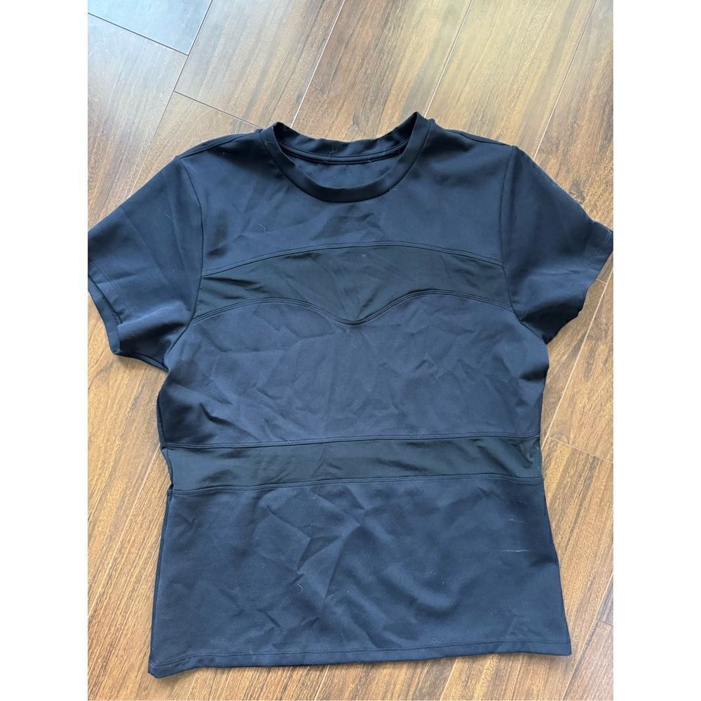 GSTQ L black mesh tee shirt